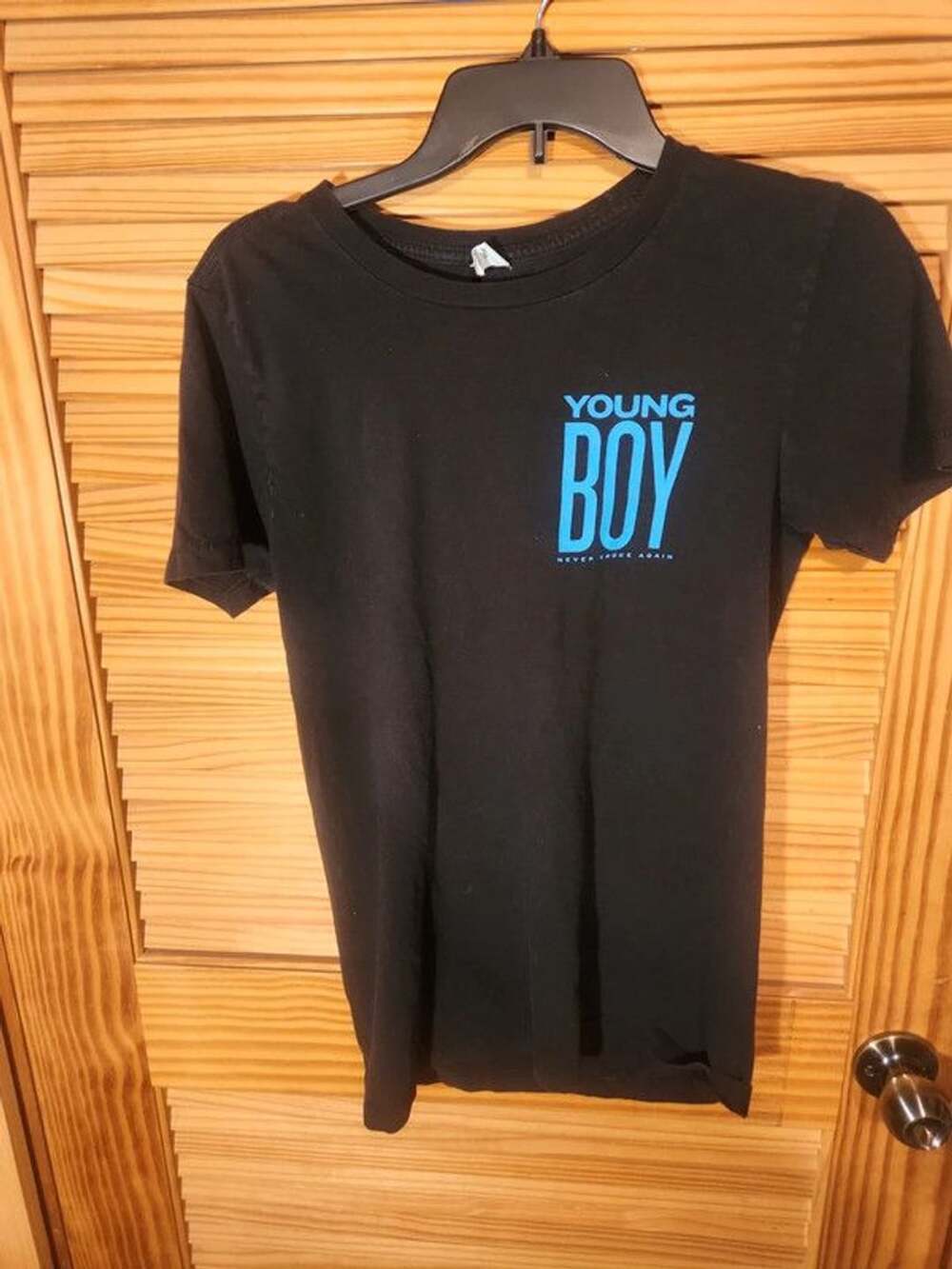 NBA YoungBoy Never Broke Again Chain Bite Graphic T-Shirt Black Size Small Rap T